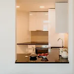 Prime Living - Ourique شقة *