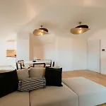 Prime Living - Ourique شقة *