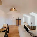 Prime Living - Ourique Apartament