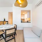 Prime Living - Ourique Apartment