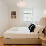 Prime Living - Ourique 아파트